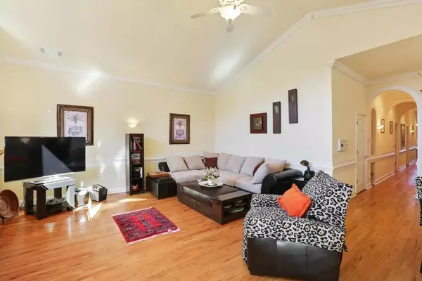 Sugar Hill, GA 30518,6010 Eagle Close LN