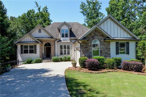 7087 Valley Forge DR, Flowery Branch, GA 30542