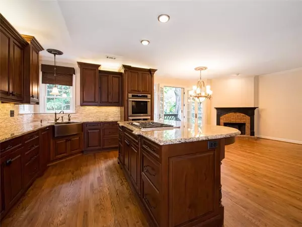 Alpharetta, GA 30022,415 Seale TRL