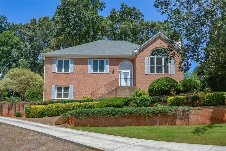 2067 Tully Wren NE, Marietta, GA 30066