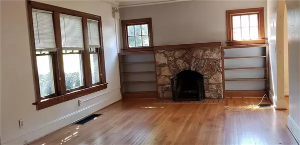 Sandy Springs, GA 30342,152 Mount Paran RD