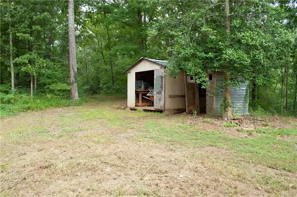 Waleska, GA 30183,903 Little Refuge RD