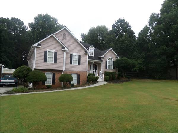 2505 Tribble Gates DR, Loganville, GA 30052