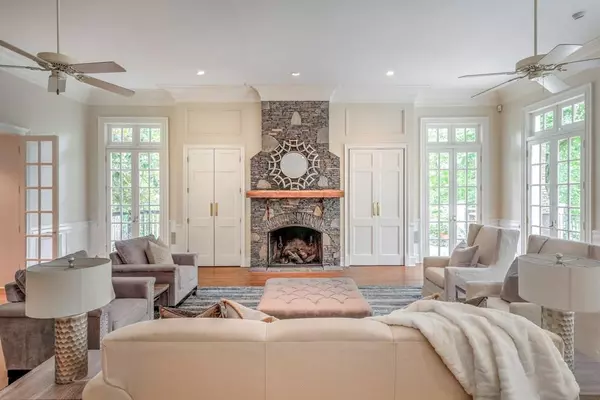 Atlanta, GA 30327,1891 River Forest RD NW