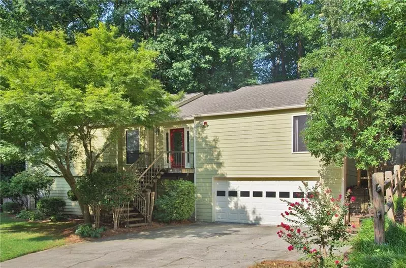 2754 Georgian TER, Marietta, GA 30068