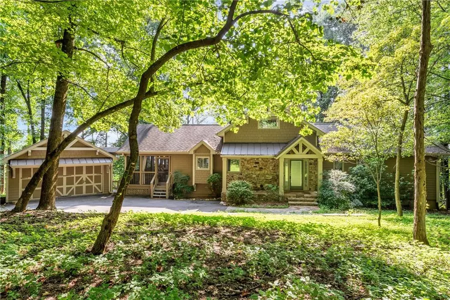 2023 Ridgeview DR, Jasper, GA 30143