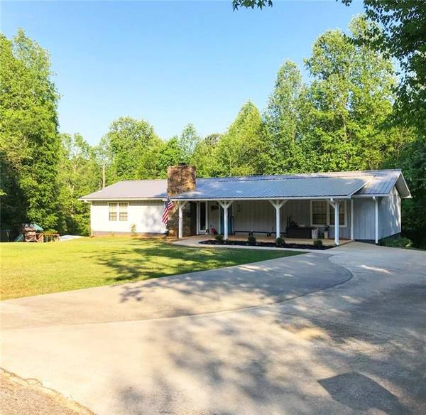 719 Sherwood ST, Toccoa, GA 30577