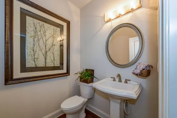 Brookhaven, GA 30319,2492 Skyland DR #150