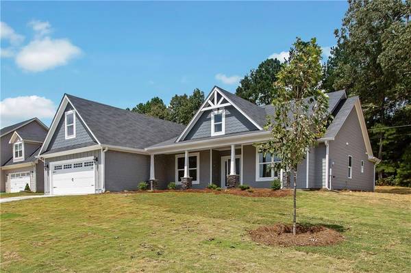 524 Susie Creek LN, Villa Rica, GA 30180