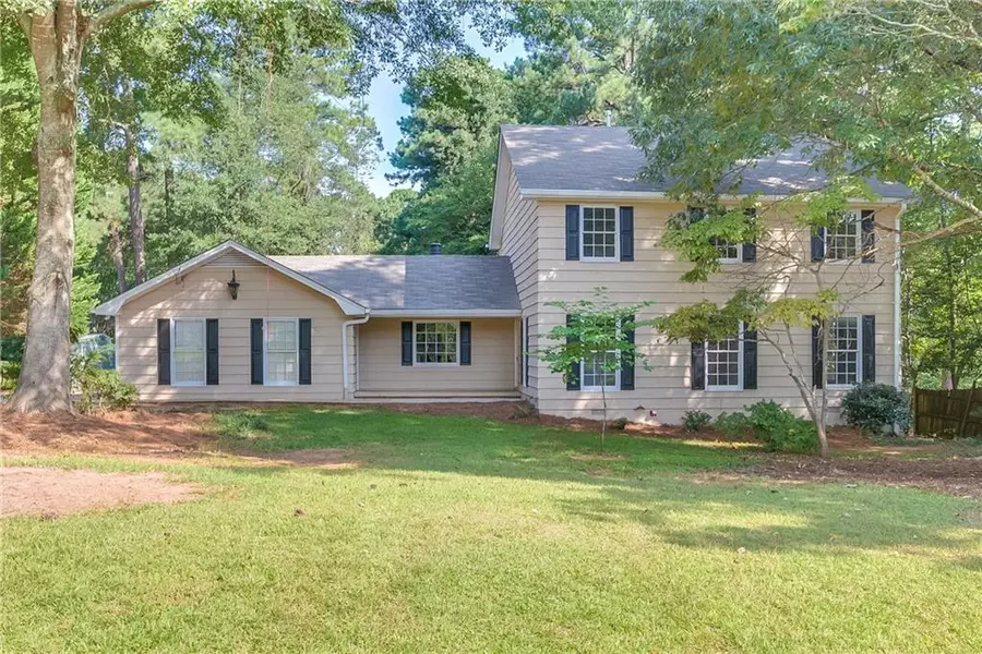 2331 Smokehouse PATH, Lawrenceville, GA 30044