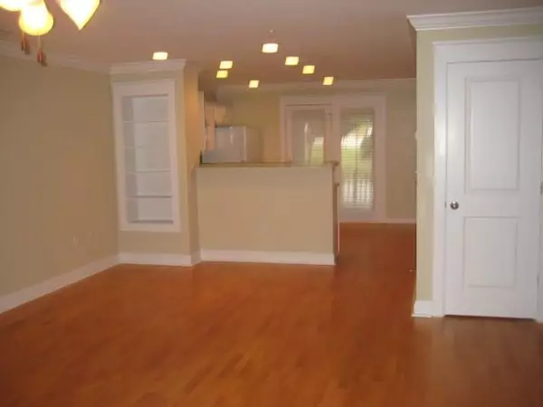 Athens, GA 30605,1035 Barnett Shoals RD #114