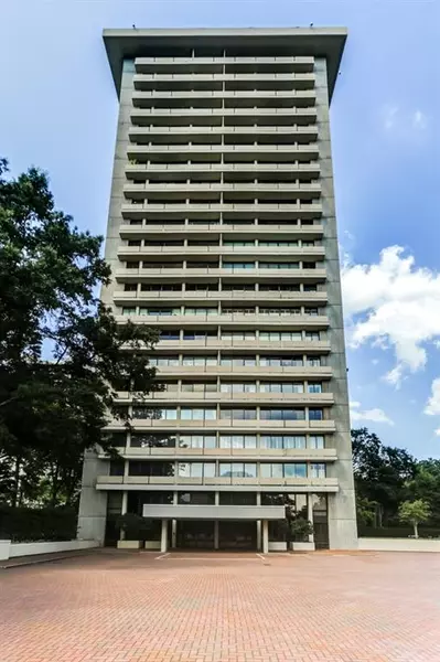 2575 Peachtree RD #10B, Atlanta, GA 30305