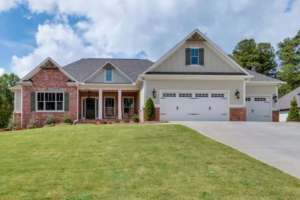 8810 Port View DR, Gainesville, GA 30506