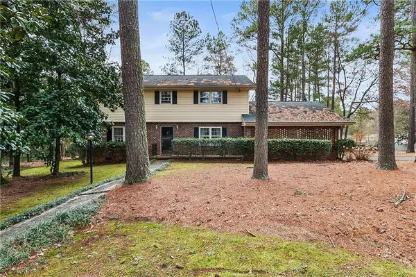 Dunwoody, GA 30360,2514 Maclaren CIR