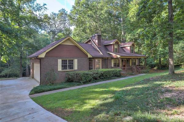 561 Covered Bridge TRL, Fayetteville, GA 30214