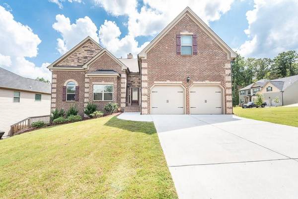 211 Red Fox DR, Dallas, GA 30157