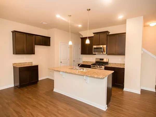 Dawsonville, GA 30534,320 Thimbleberry DR