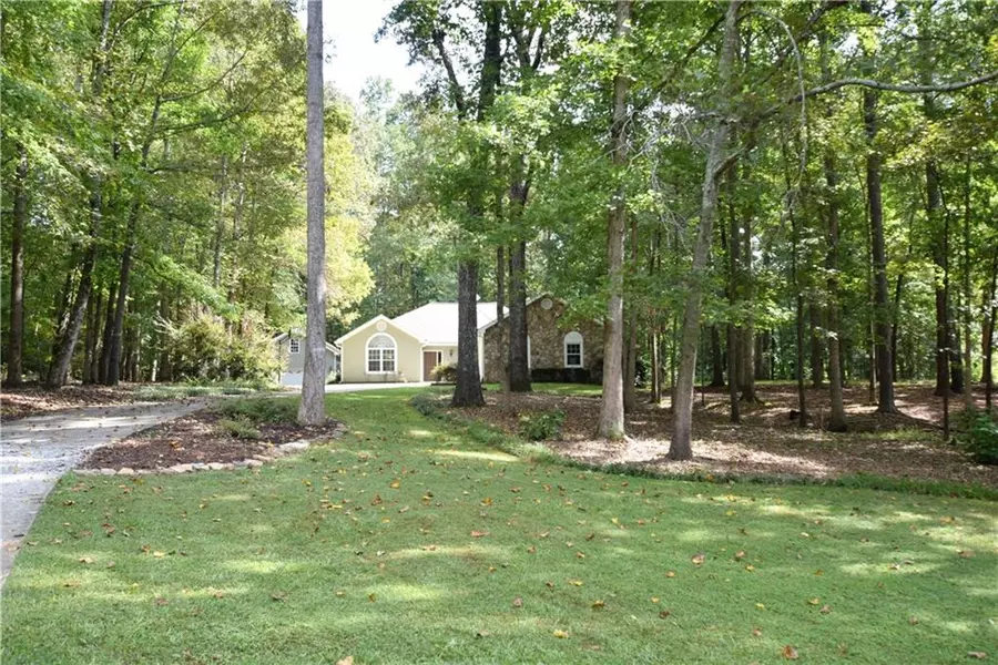 4520 Melissa LN, Cumming, GA 30040