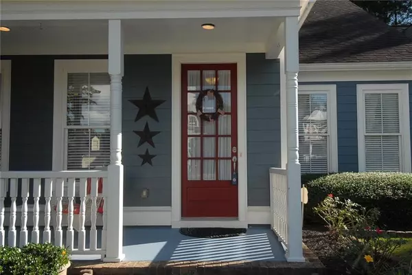 Hoschton, GA 30548,7322 Rocking Chair LN