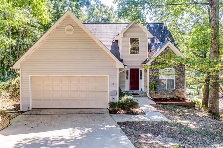 4843 Remington DR, Flowery Branch, GA 30542