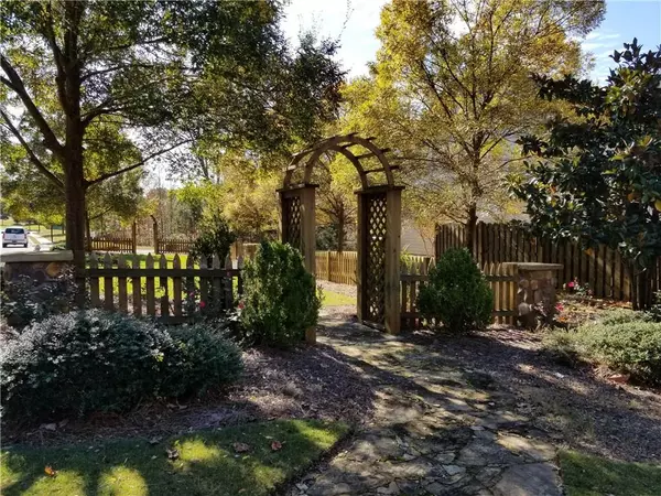 Dawsonville, GA 30534,68 Thorndale LN