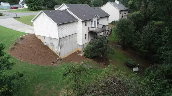 Cartersville, GA 30121,143 Vaughn SPUR NE