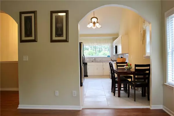 Riverdale, GA 30296,8012 Buffet TRL