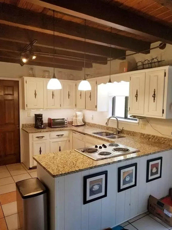 Fayetteville, GA 30214,422 BANKS RD