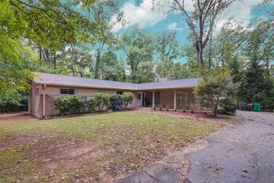 4472 N Peachtree RD, Dunwoody, GA 30338