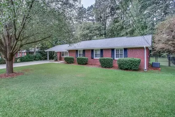 Sandy Springs, GA 30328,6830 Sunny Brook LN