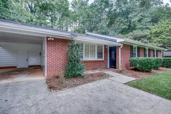 Sandy Springs, GA 30328,6830 Sunny Brook LN