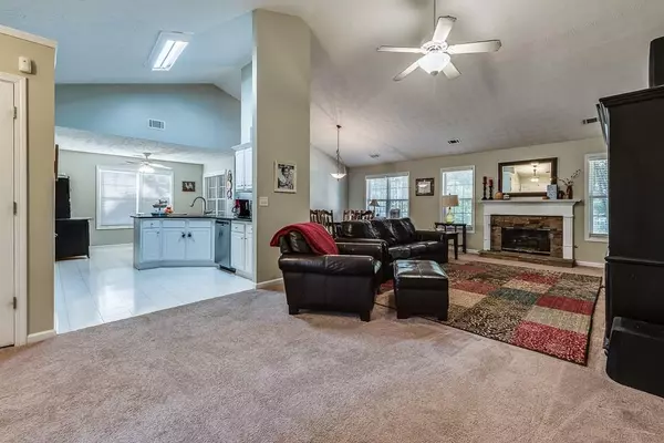 Flowery Branch, GA 30542,6186 Devonshire DR