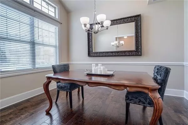 Sandy Springs, GA 30328,7595 Stoneridge DR