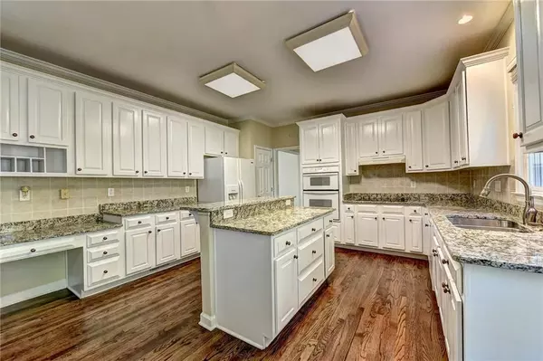 5610 Millwick DR, Alpharetta, GA 30005