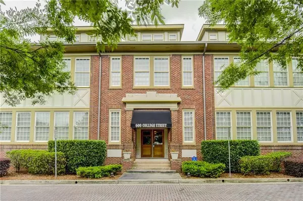 Hapeville, GA 30354,600 College ST #110