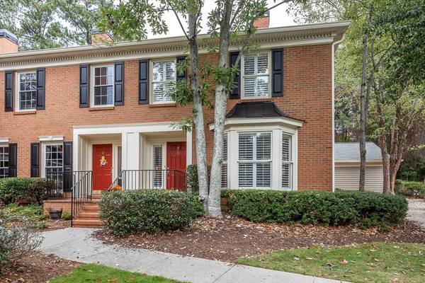 13 Mount Vernon CIR, Sandy Springs, GA 30338