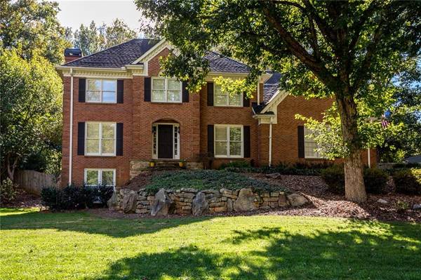 815 Gable Ridge RD, Roswell, GA 30076