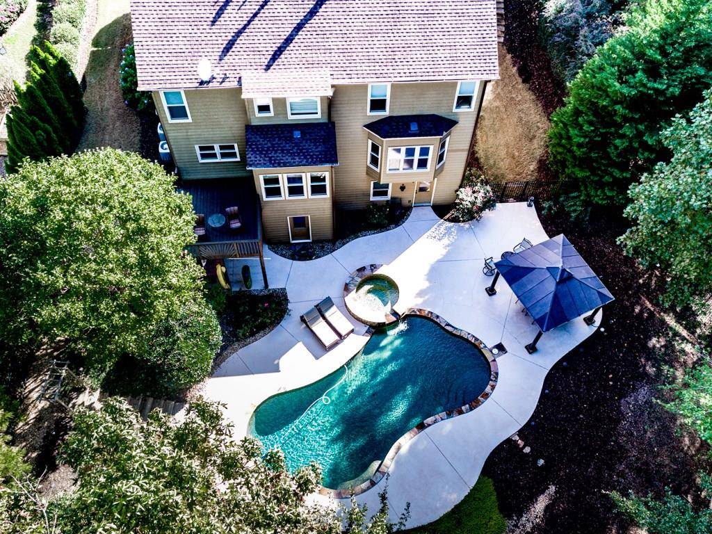 Canton, GA 30114,214 Briarwood LN