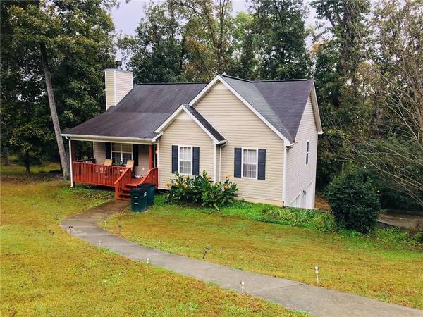 196 Laurel DR NE, Calhoun, GA 30701