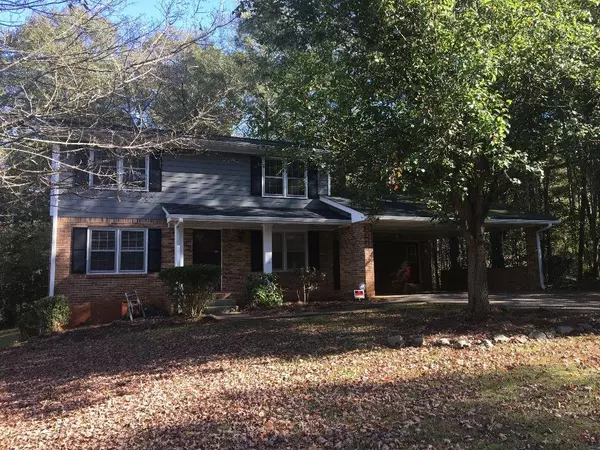 5028 FAIRFOREST DR, Stone Mountain, GA 30088