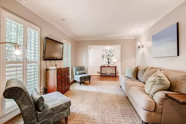 Atlanta, GA 30327,2997 Margaret Mitchell CT NW