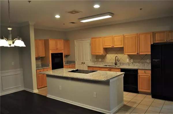Kennesaw, GA 30144,2015 Barrett Lakes BLVD NW #312