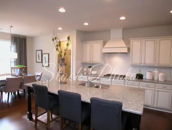 Sugar Hill, GA 30518,5042 Park Vale DR