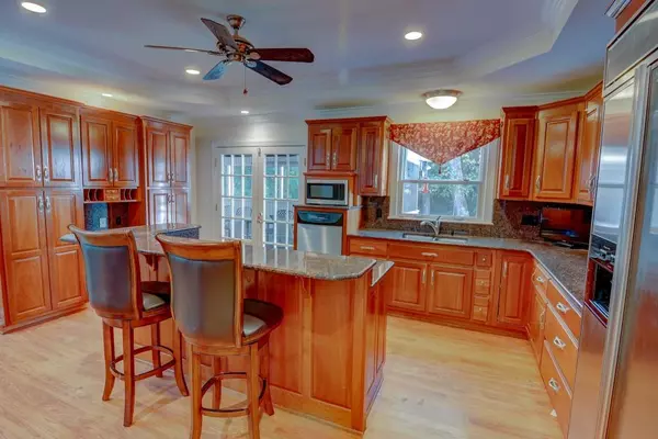 Dunwoody, GA 30338,1864 Forest Springs CT