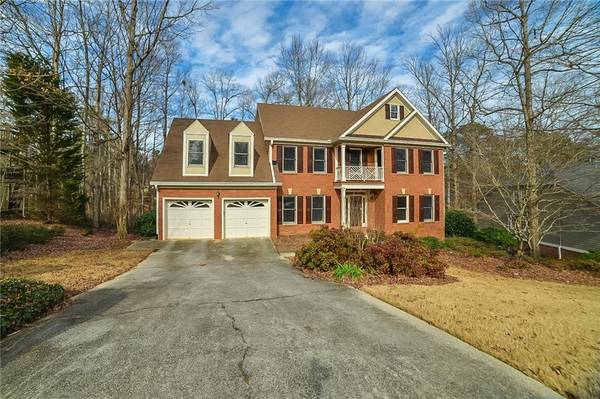 4998 Lake HOLW, Douglasville, GA 30135