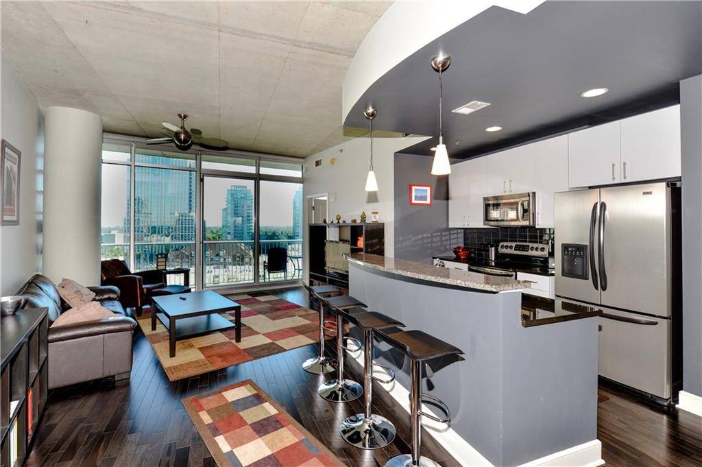 Atlanta, GA 30309,950 W Peachtree ST NW #1505
