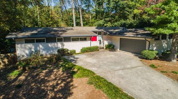 2308 BROOKHURST DR, Dunwoody, GA 30338