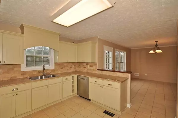 Winder, GA 30680,426 Nicole CT