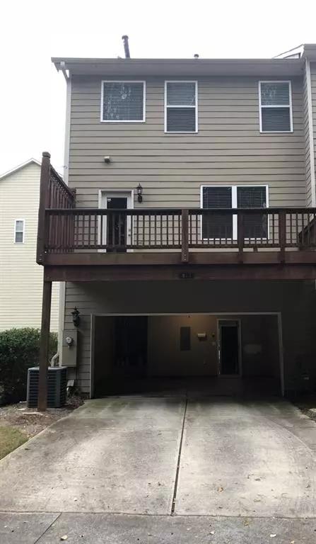 Marietta, GA 30008,611 PECAN KNOLL DR #14