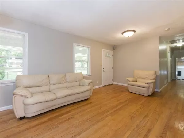 Lilburn, GA 30047,382 White Oak DR